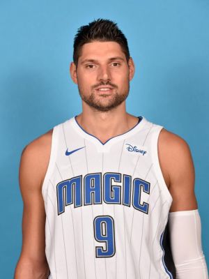 迎合年轻一 迎合年轻一