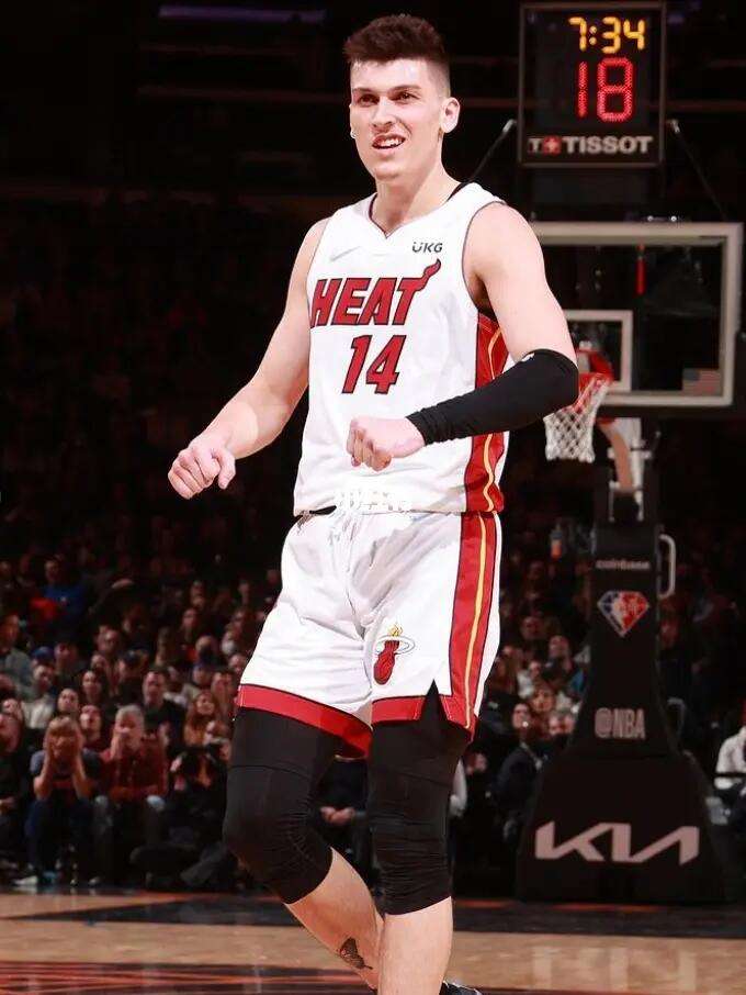 都能与巅峰 都能与巅峰